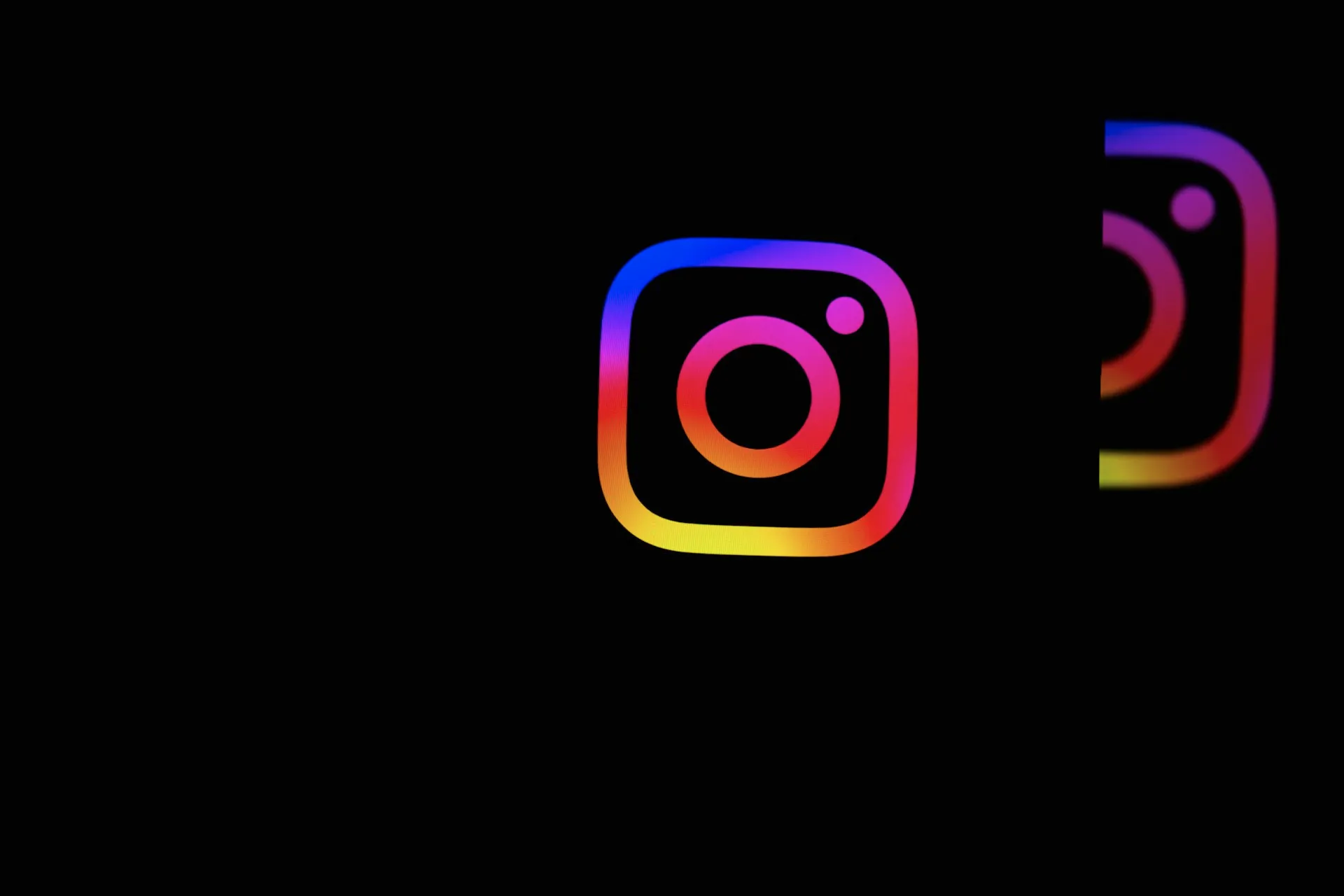Instagram permette ora di correggere i commenti entro 15 minuti