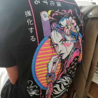 avr-girl